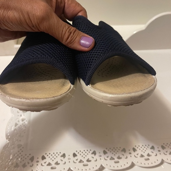 Fly Flot Flat Mule made in Italy soft and chic Retil price $120. new conditions - Picture 11 of 16